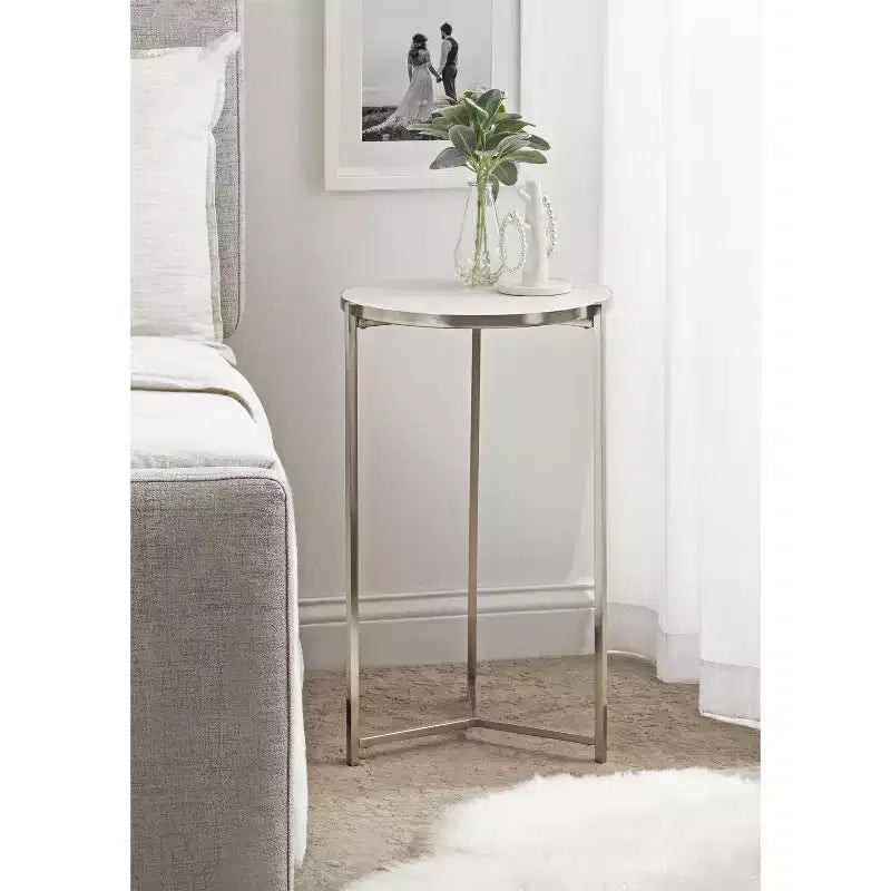 Table d'appoint Aguilar Glam
