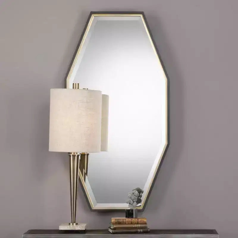 Miroir mural décoratif moderne biseauté, cadre en bois feuille d'or espresso foncé 24 po de large pour salle de bain, chambre, salon